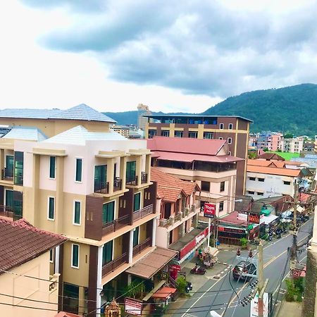 The Luka Guesthouse And Restaurant Patong Luaran gambar